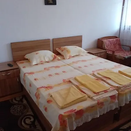 петрови 2* Приморско