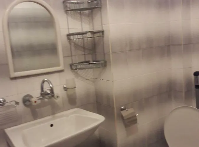 Къща за гости за гости петрови Приморско