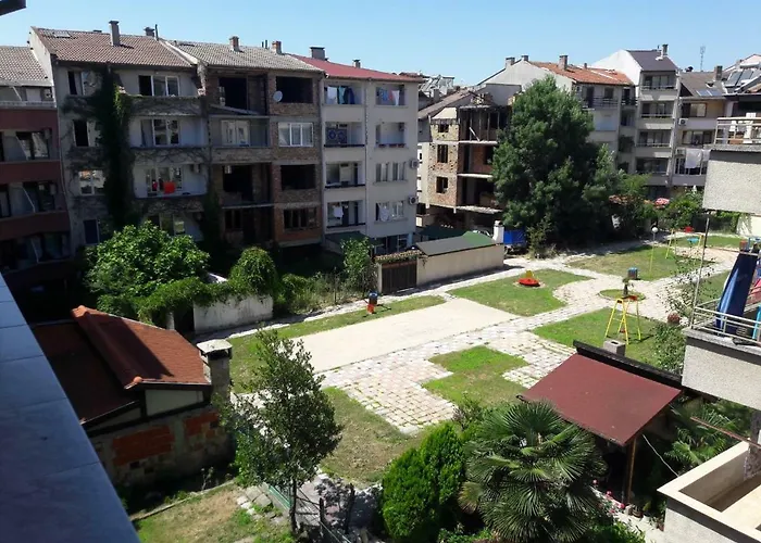 Къща за гости за гости петрови Приморско