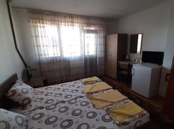 за гости петрови Πριμόρσκο