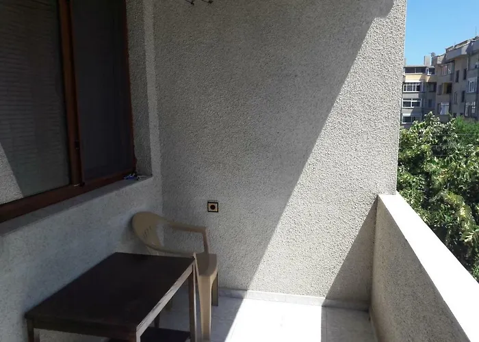 за гости петрови 2* Πριμόρσκο